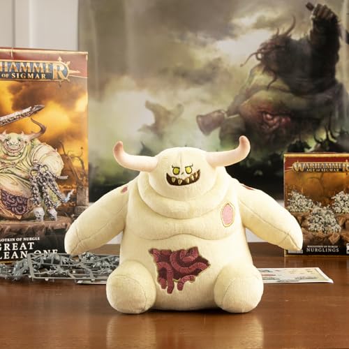 Warhammer Little Unclean One Nurgling Warhammer Plush Figure, close-up detail