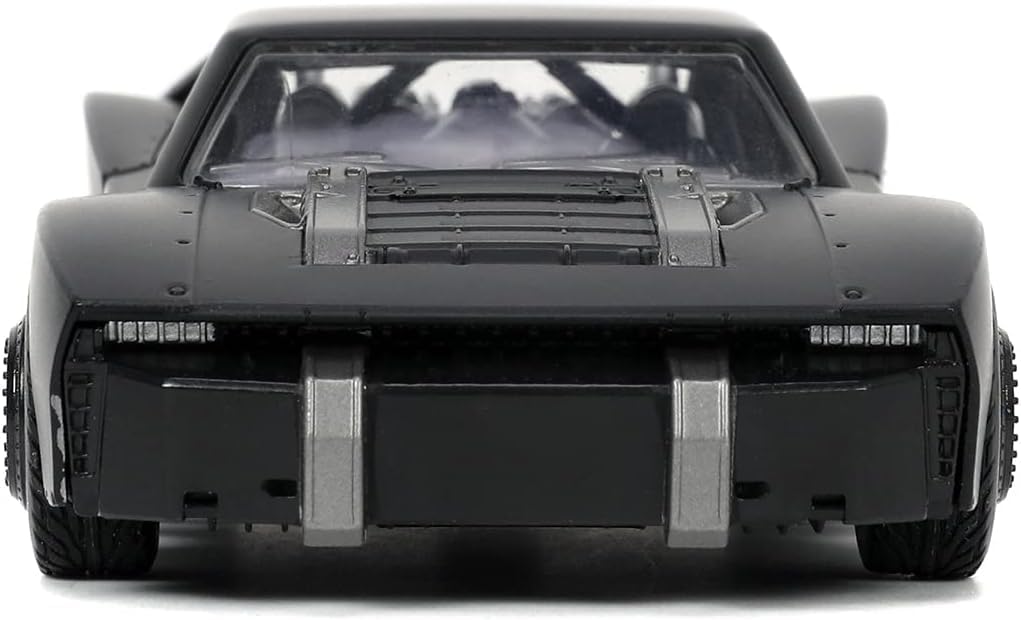 Jada DC Comic Batman and Batmobile 1/32 Scale Collectible Car