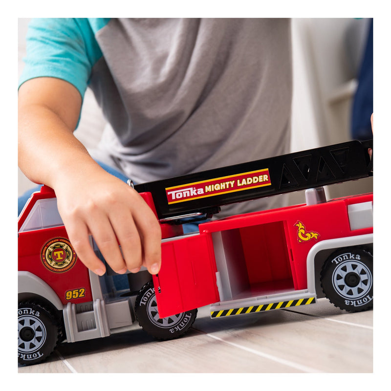 Tonka - Steel Classics - Hook & Ladder Fire Truck, side angle