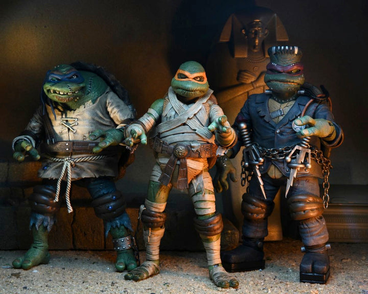 TMNT / Universal Michelangelo As The Mummy Ultimate 7 Inch Scale Action Figure Universal Monsters X Teenage Mutant Ninja Turtle