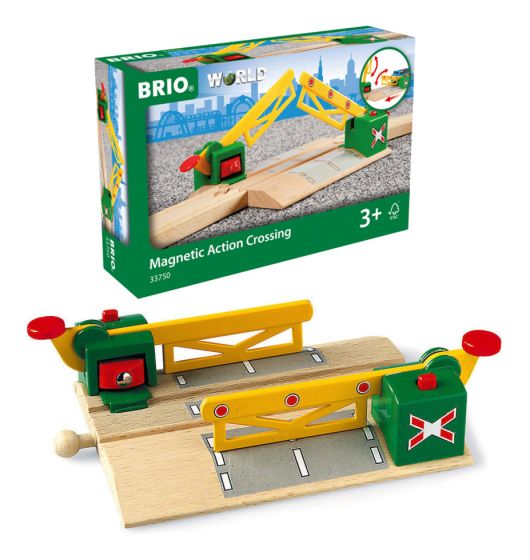 Brio Magnetic Action Crossing Railway Set