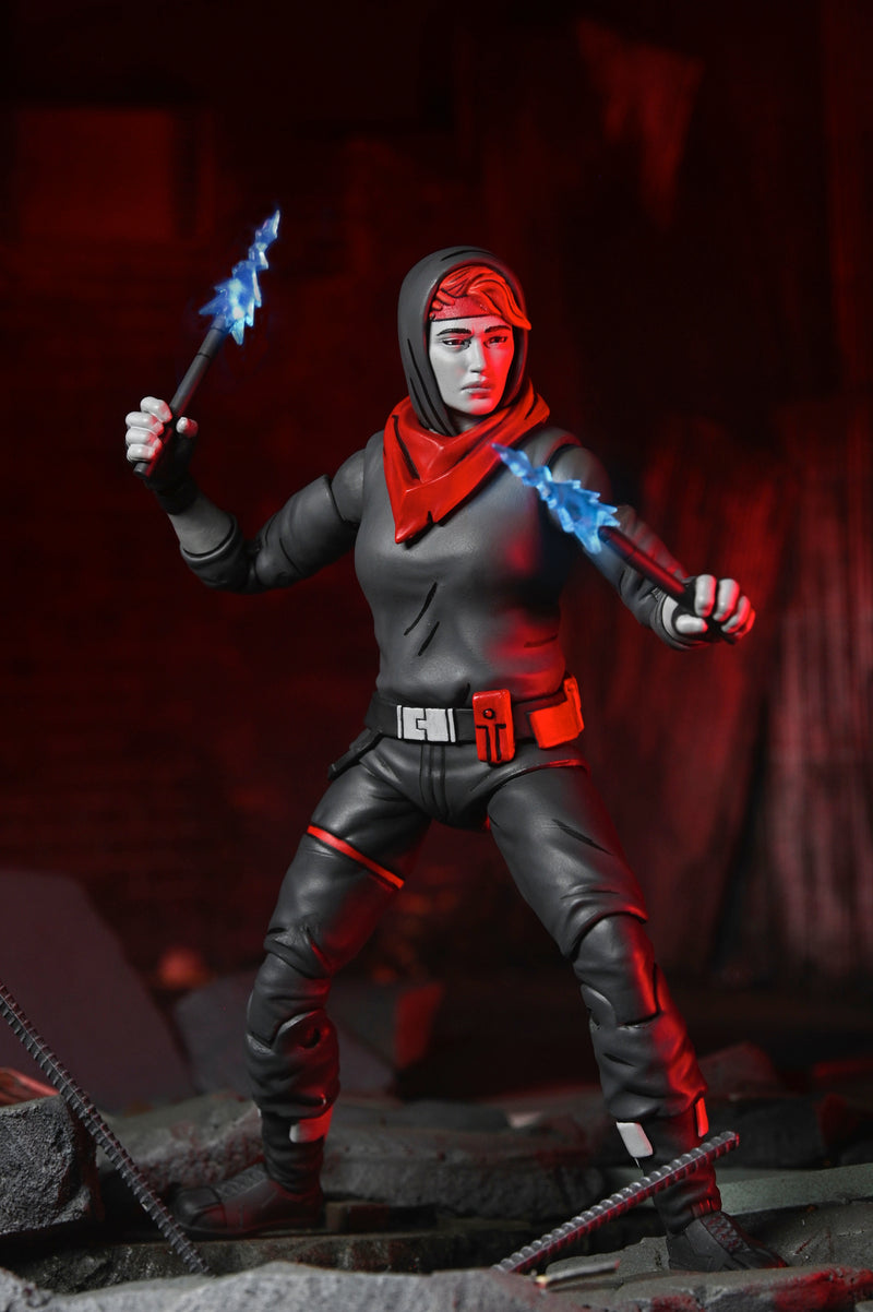 TMNT The Last Ronin The Lost Years April Nightwatcher 7" Scale Action Figure side angle