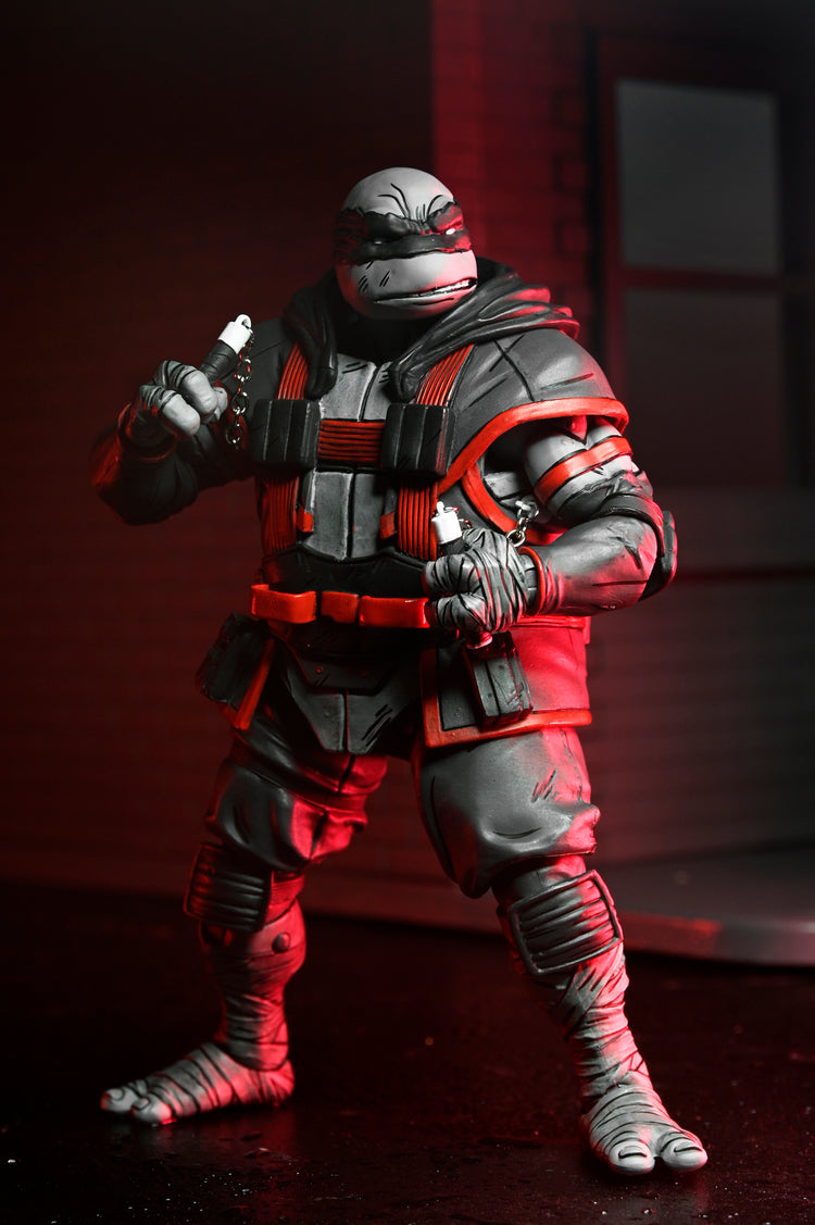 TMNT Comic The Last Ronin (The Lost Years): Michaelangelo (Nightwatcher) Teenage Mutant Ninja Turtles NECA 7, additional view