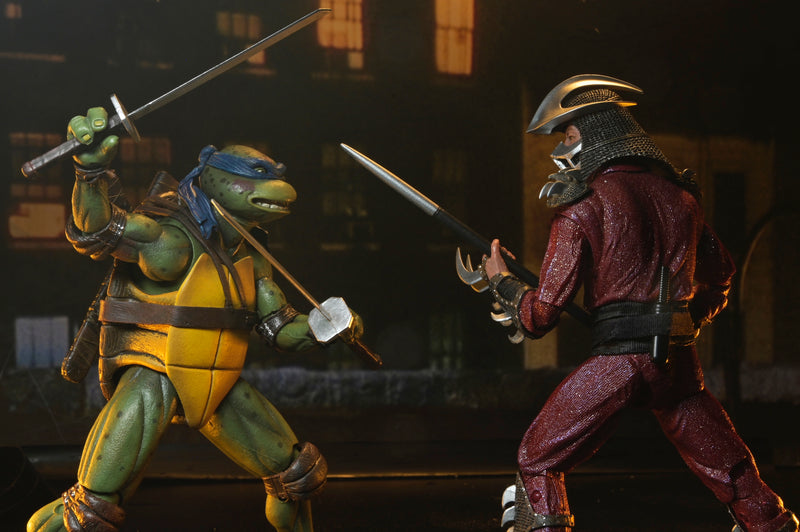 TMNT (1990 Movie) Rooftop Battle Shredder vs Leonardo 7" Scale 2-Pack side angle