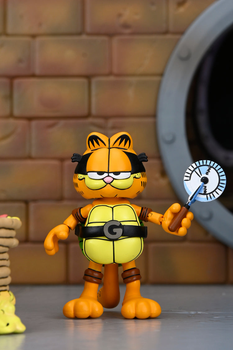 TMNT X Garfield (Archie Comics): Garfello and Odie Teenage Mutant Ninja Turtles Ultimate 7 Action Figure, side angle