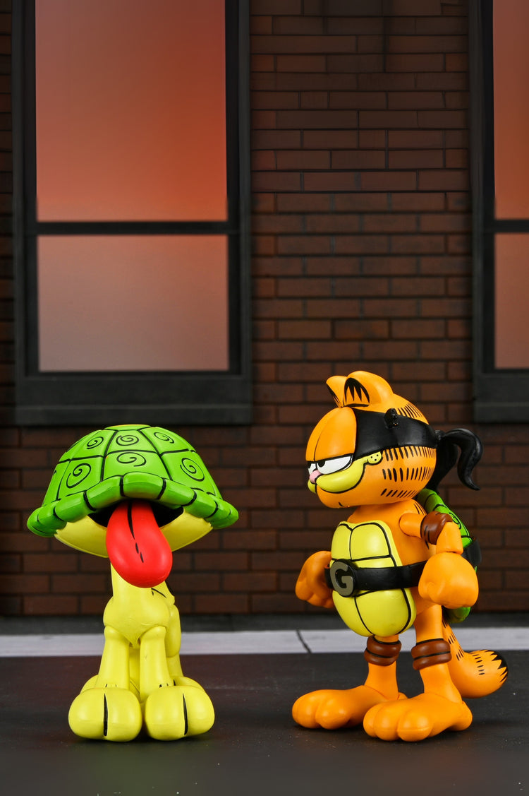 TMNT X Garfield (Archie Comics): Garfello and Odie Teenage Mutant Ninja Turtles Ultimate 7 Action Figure, close-up detail