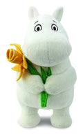 moomin-standing-with-daffodil-6-5
