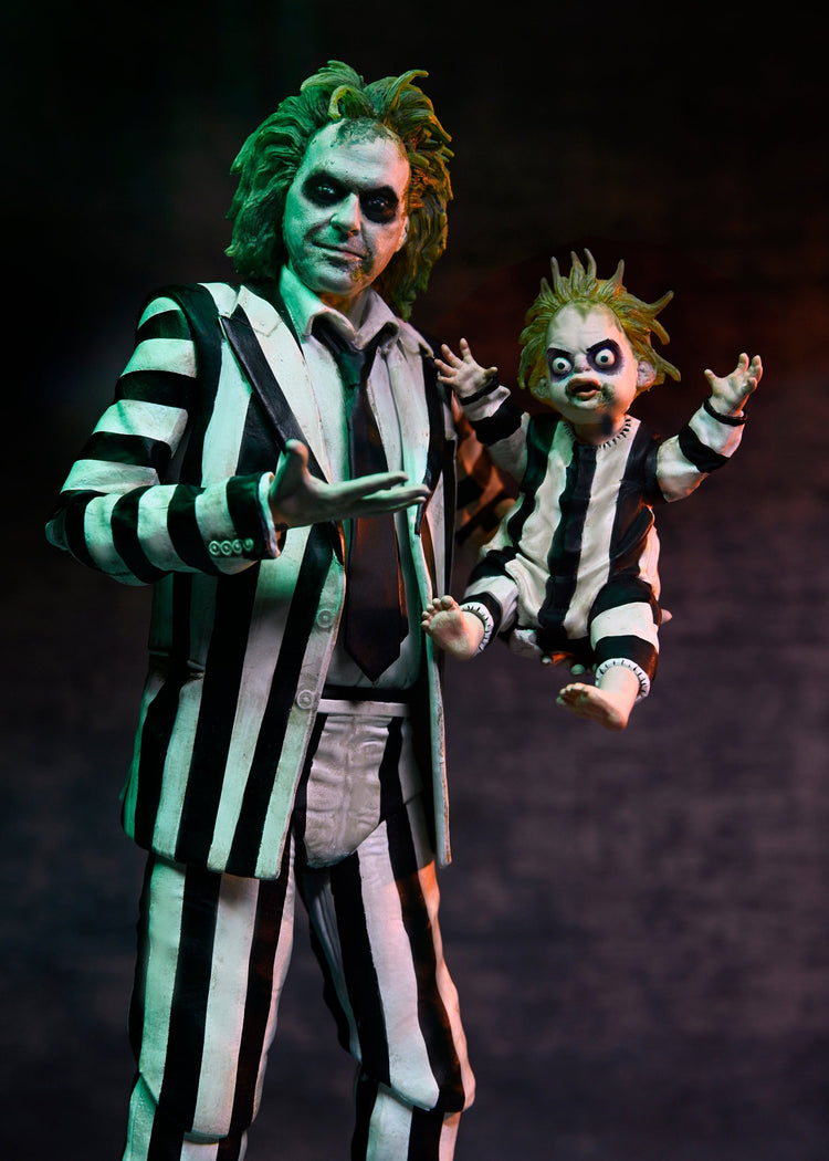 Beetlejuice Beetlejuice: Striped Suit Beetleuice Ultimate 7" Scale Action Figure