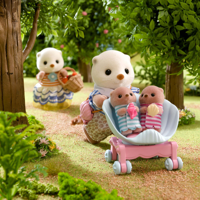 Sylvanian Families Sea Otter Family Toy Playset for Ages 3 and Up, rear view