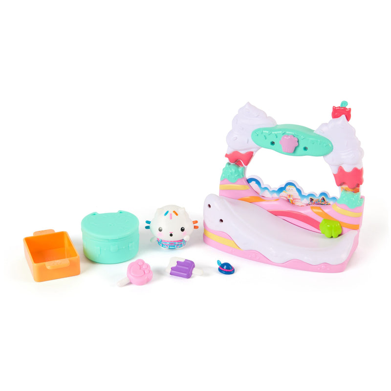Gabby's Dollhouse Movie - Balcony Pack Confection, side angle