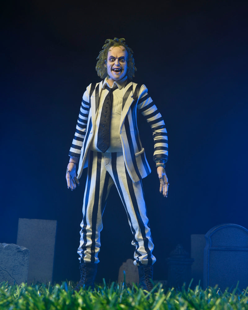 Beetlejuice (1988) Black & White Striped Suit 7" Scale Action Figure side angle