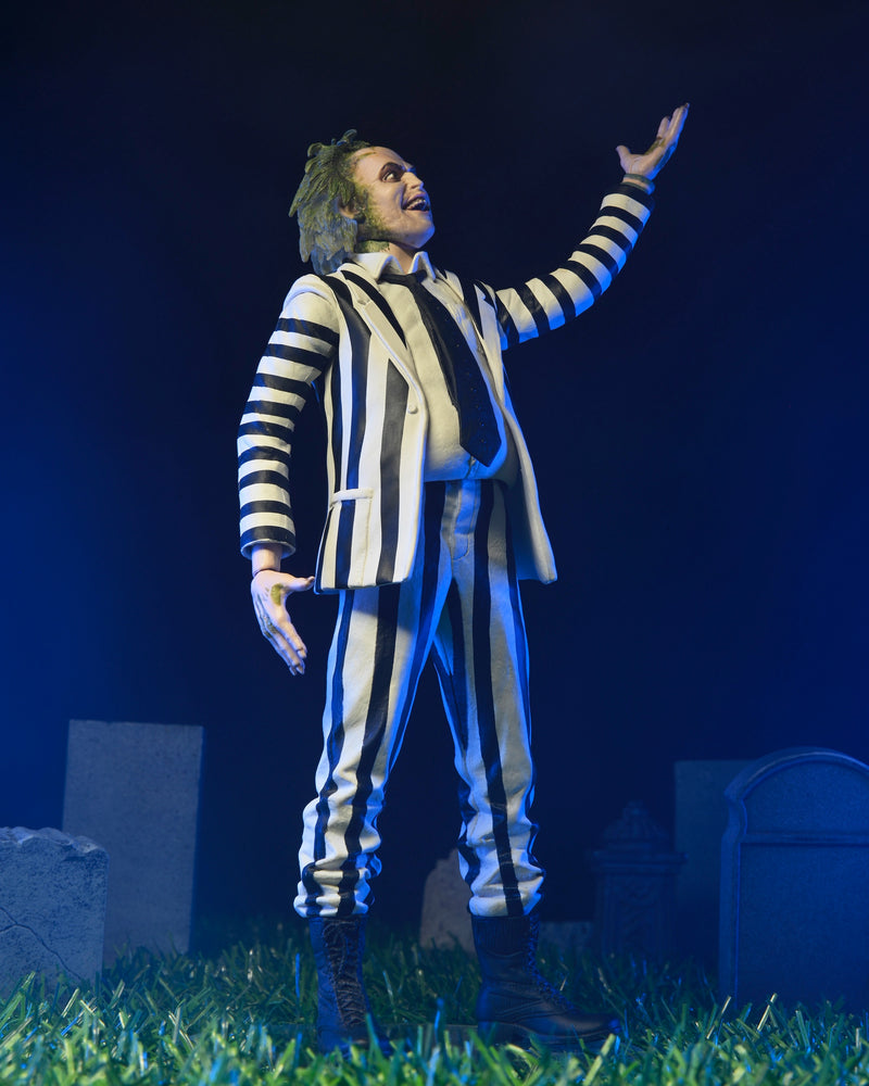 Beetlejuice (1988) Black & White Striped Suit 7" Scale Action Figure close up detail