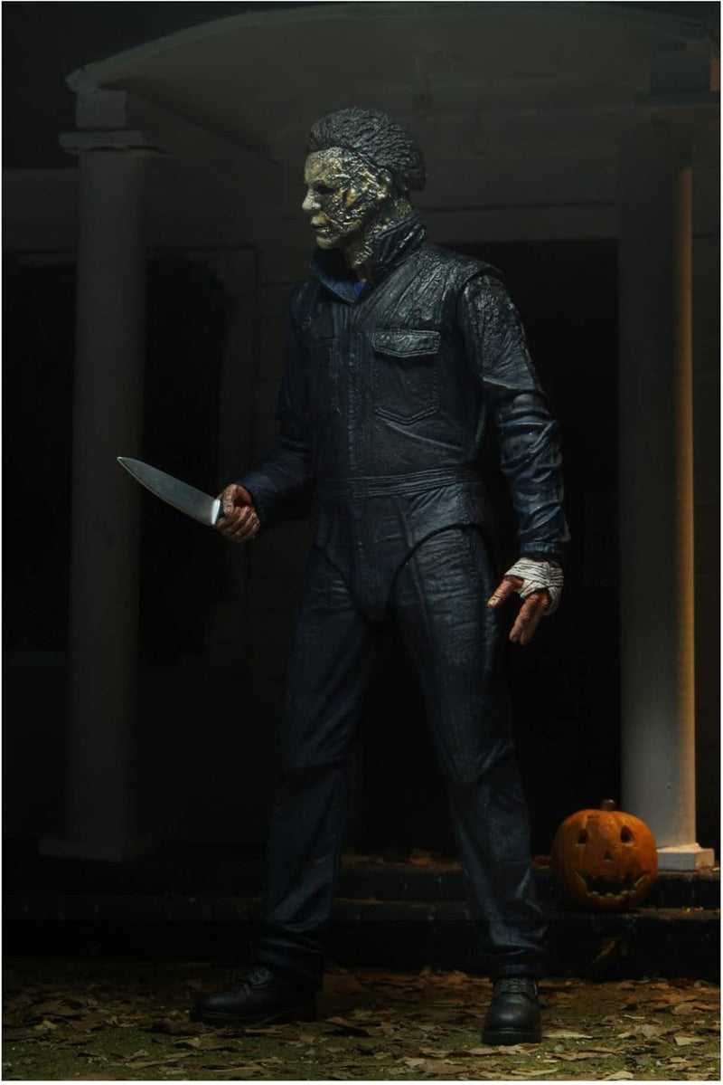 Halloween (2021) Michael Myers Halloween Kills Ultimate 7" Scale Action Figure (view 2)