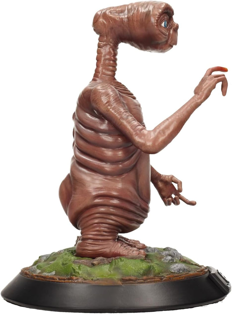 E.T. 1/4 Scale Resin Statue - Limited Edition (view 3)