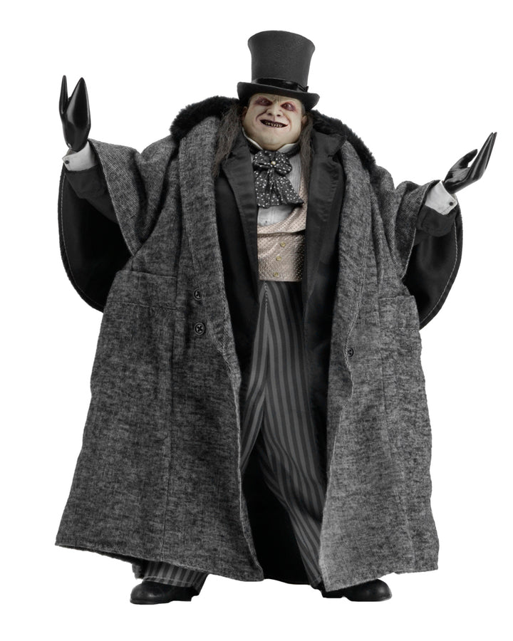 Batman Returns: Mayoral Penguin Danny Devito 1/4 Scale Figure (Pre-Order December2025)