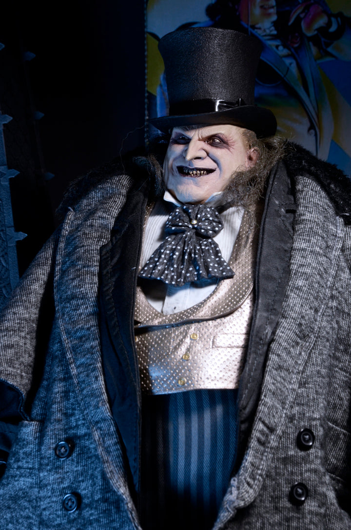 Batman Returns: Mayoral Penguin Danny Devito 1/4 Scale Figure (Pre-Order December2025)