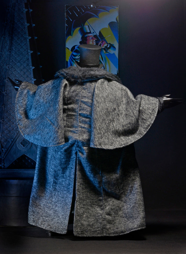 Batman Returns: Mayoral Penguin Danny Devito 1/4 Scale Figure (Pre-Order December2025)