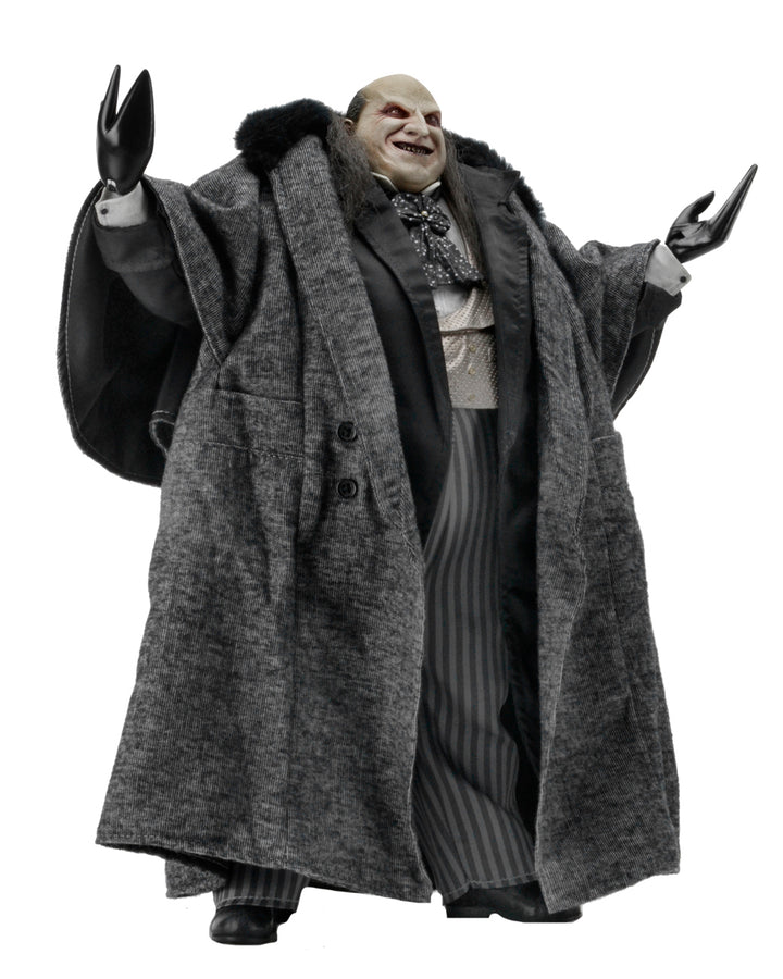 Batman Returns: Mayoral Penguin Danny Devito 1/4 Scale Figure (Pre-Order December2025)
