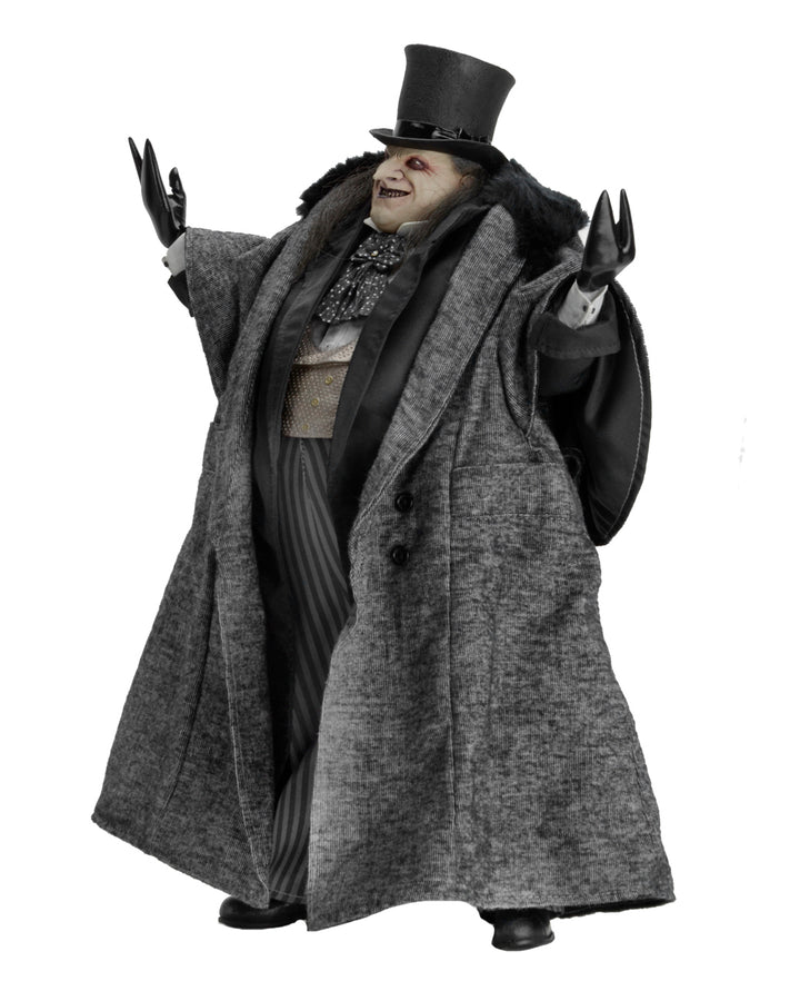 Batman Returns: Mayoral Penguin Danny Devito 1/4 Scale Figure (Pre-Order December2025)