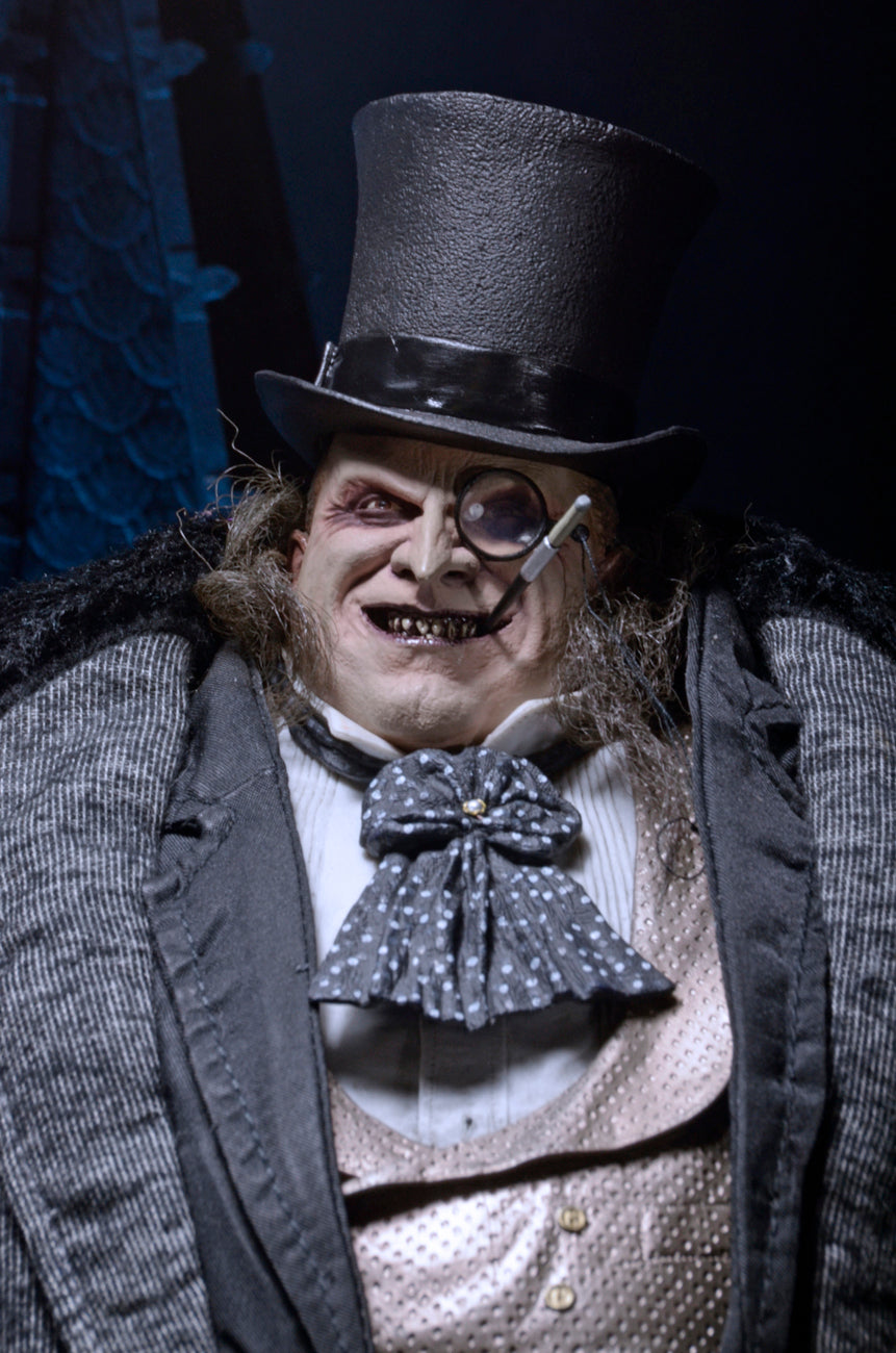 Batman Returns: Mayoral Penguin Danny Devito 1/4 Scale Figure (Pre-Order December2025)