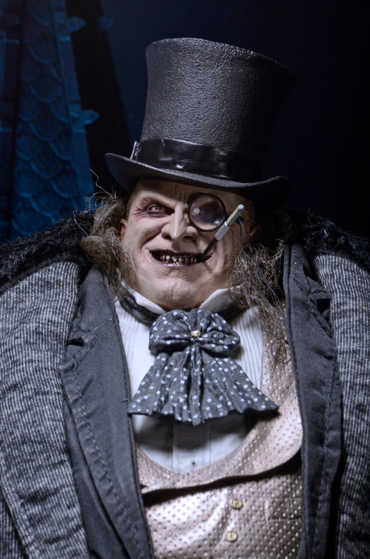 Batman Returns: Mayoral Penguin Danny Devito 1/4 Scale Figure (Pre-Order December2025)
