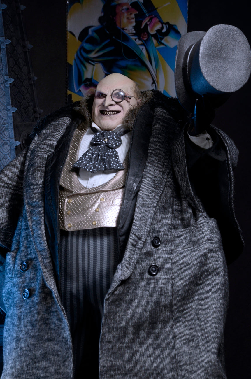 Batman Returns: Mayoral Penguin Danny Devito 1/4 Scale Figure (Pre-Order December2025)