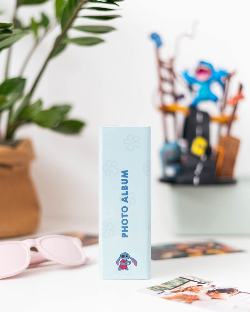 Disney Stitch 100 Pockets 10x15cm Photo Album close up detail
