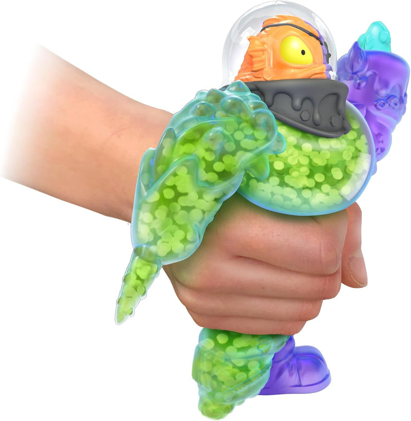 Heroes of Goo Jit Zu Deep Goo Sea Bowlbreath, packaging shot