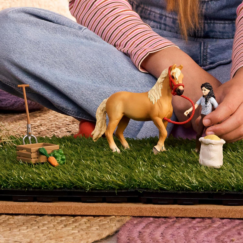 Schleich - Emily's Care Set