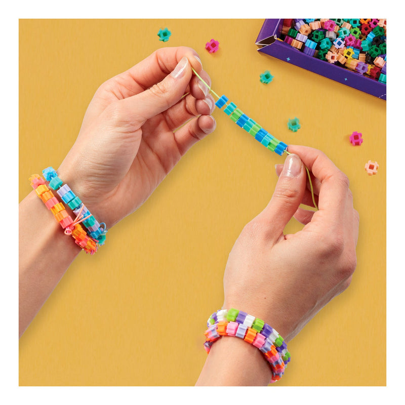Sim Brix Jewellery Set, side angle