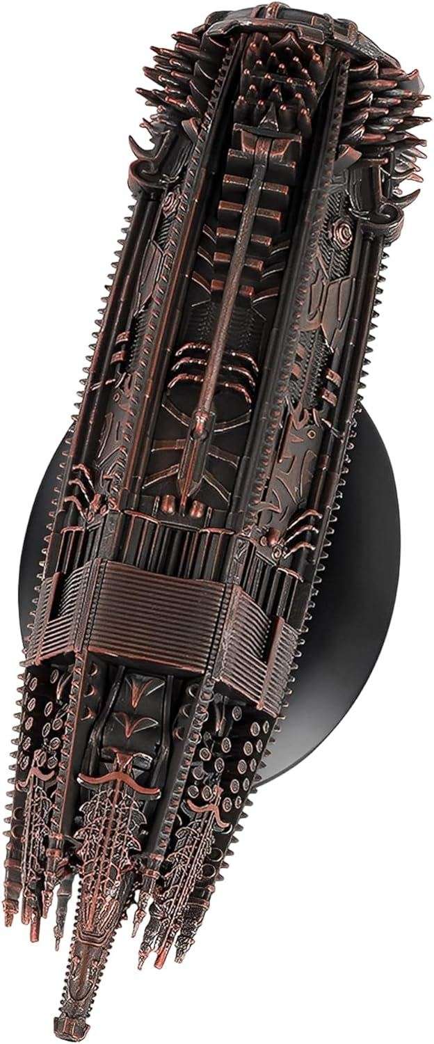 Klingon DASPU' Class Discovery Ships Diecast Model Ship (Star Trek / Eaglemoss), close-up detail