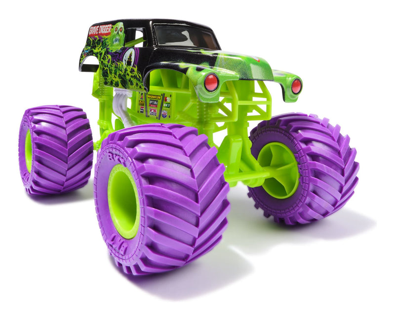 Monster Jam 1:24 Die Cast - Grave Digger, close-up detail