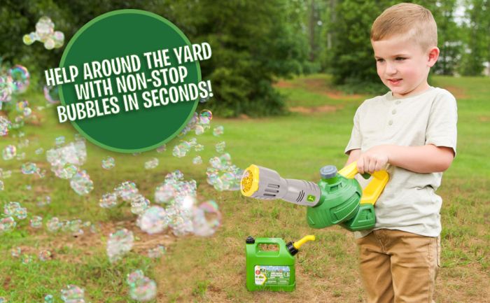 John Deere Bubble Leaf Blower & Refill Can