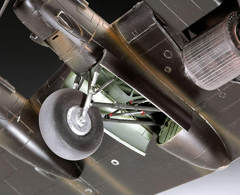 Revell 04295 – Avro Lancaster Dambusters Model Kit (1:72 Scale) - Image 3