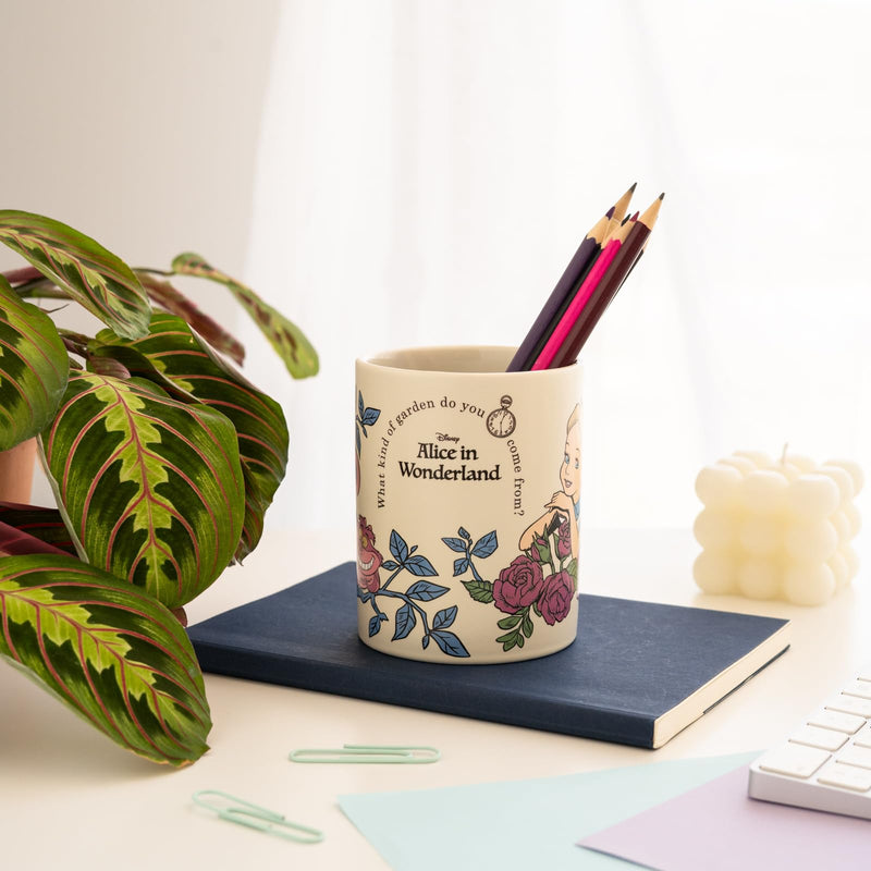 Alice in Wonderland Ceramic Pen Holder design detail