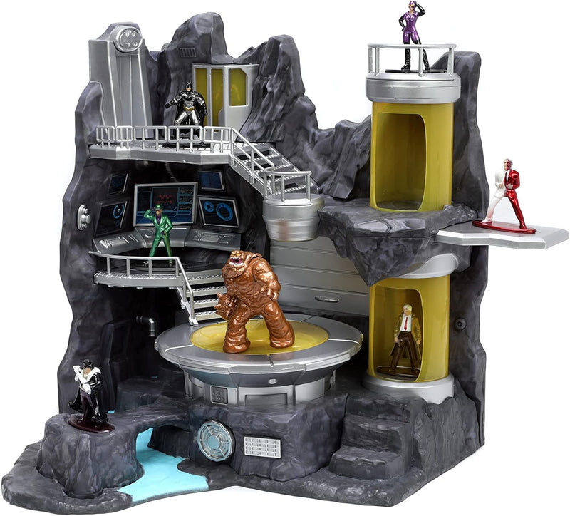 Batman Batcave NanoScene, in display