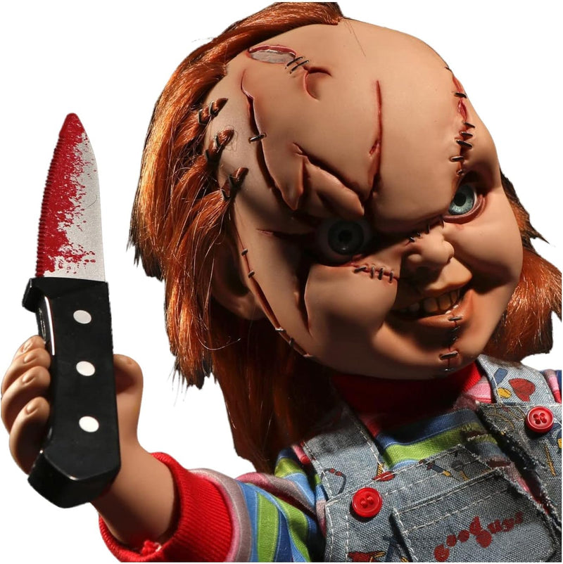 Chucky Scarred Face 15 MDS Mega Scale Figure With Sound, in display
