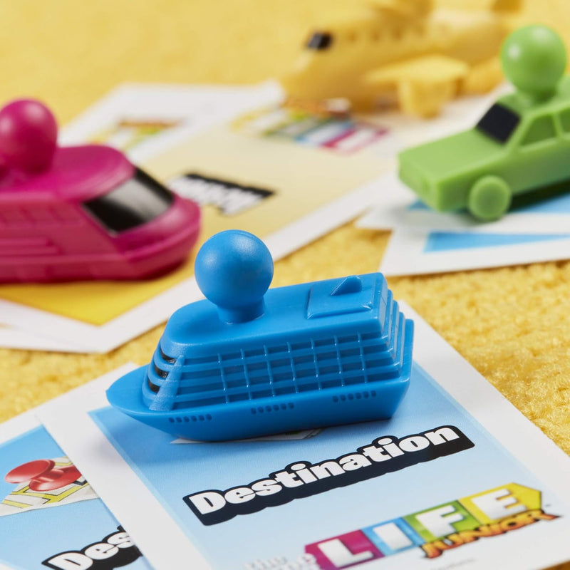 Hasbro The Game of Life Junior, size reference