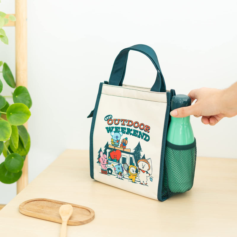 BT21 Lunch Bag with Foil Lining and Bottle Pocket close up detail