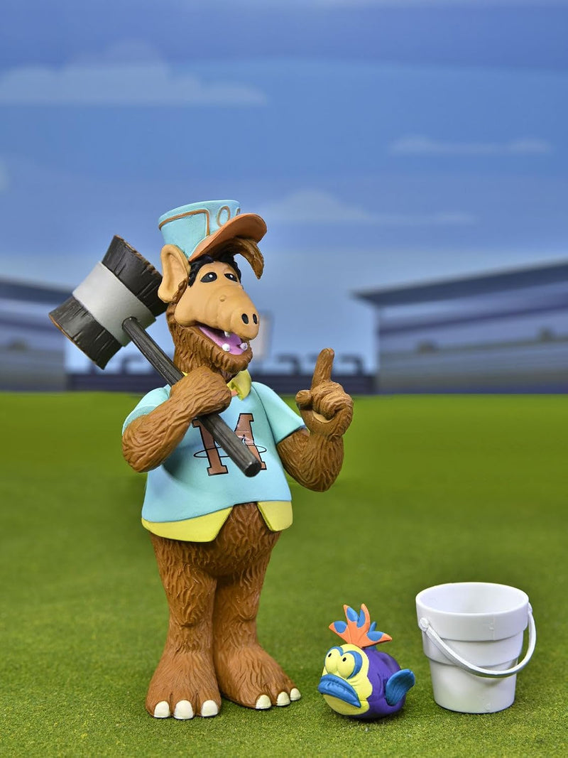 ALF (Alien Life Form) Baseball ALF Toony Classics 6" Scale Action Figure (view 2)