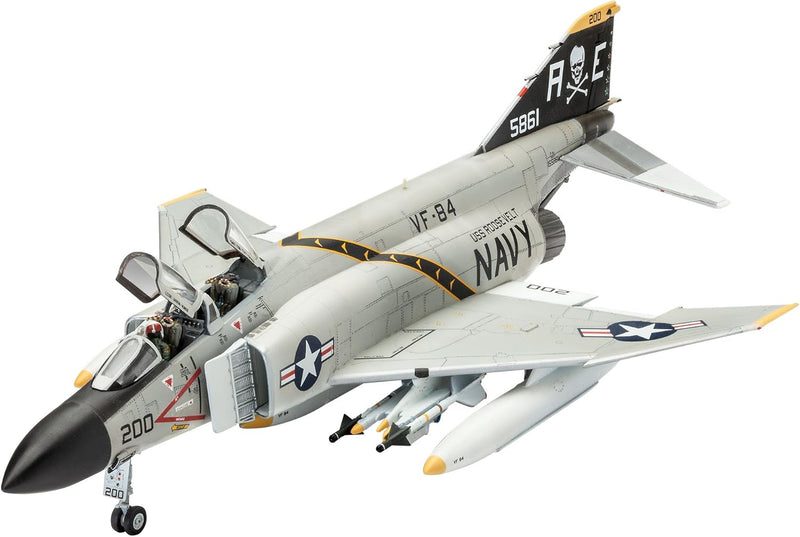 REVELL 03941 F 4J Phantom II 1:72 Scale Model Plane - Image 3