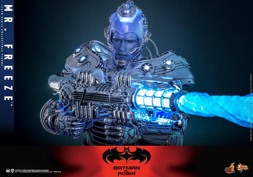 Hot Toys Batman & Robin Mr. Freeze (Deluxe Version) 1/6th Scale Figure