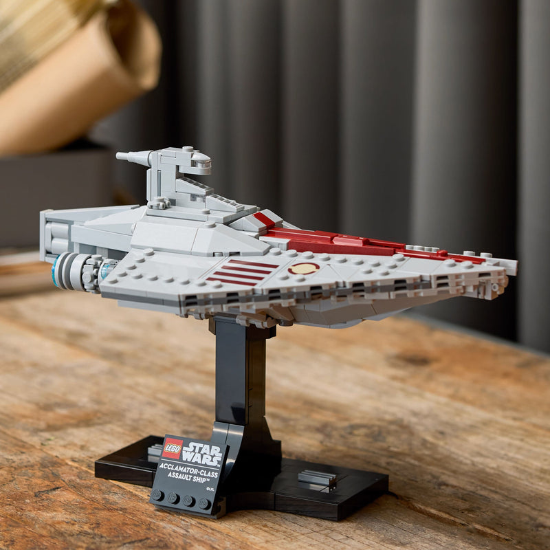 Lego Star Wars 75404 Acclamator-Class Assault Ship for Adults Ages 18+, packaging shot