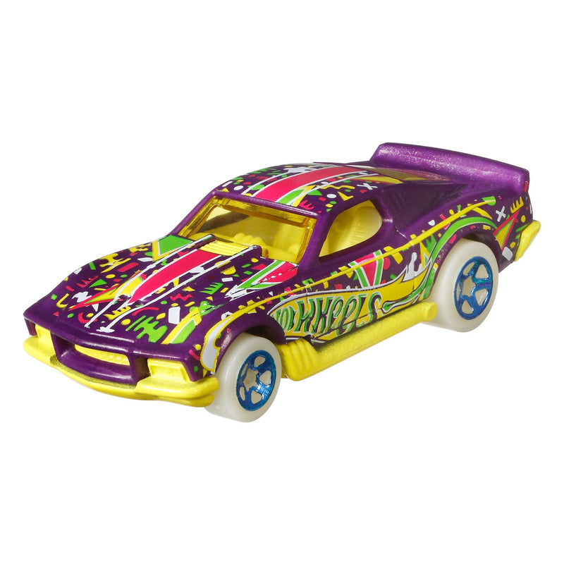 Hot Wheels Monster Trucks Glow In The Dark Bundle - Image