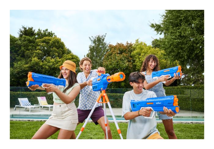 XSHOT Water Mega Pulse Motor Soaker, side angle