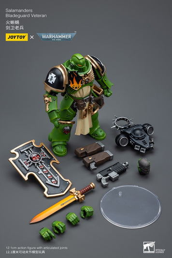 Warhammer 40K 1/18 Scale Salamanders Bladeguard Veteran