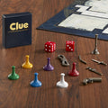 Hasbro Gaming CLUE Signature Collection, in display