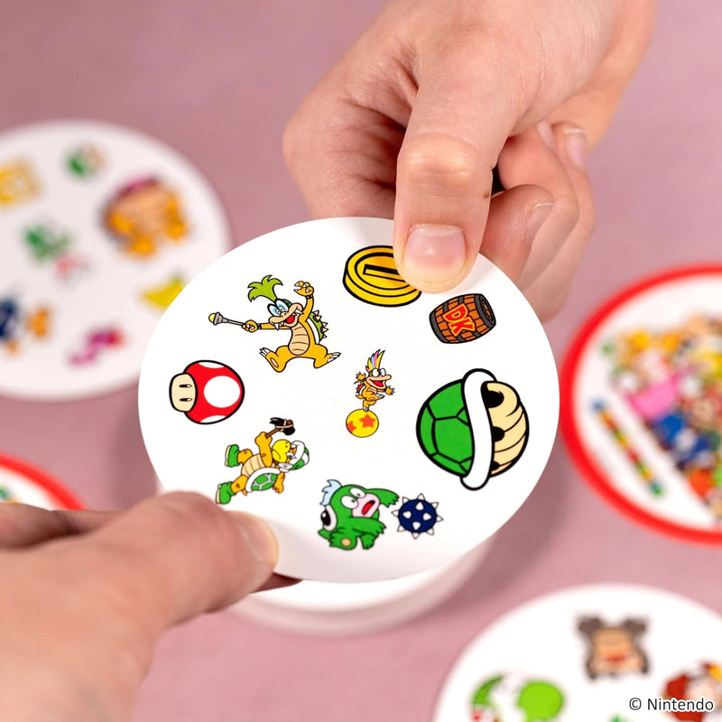 Dobble Super Mario, rear view