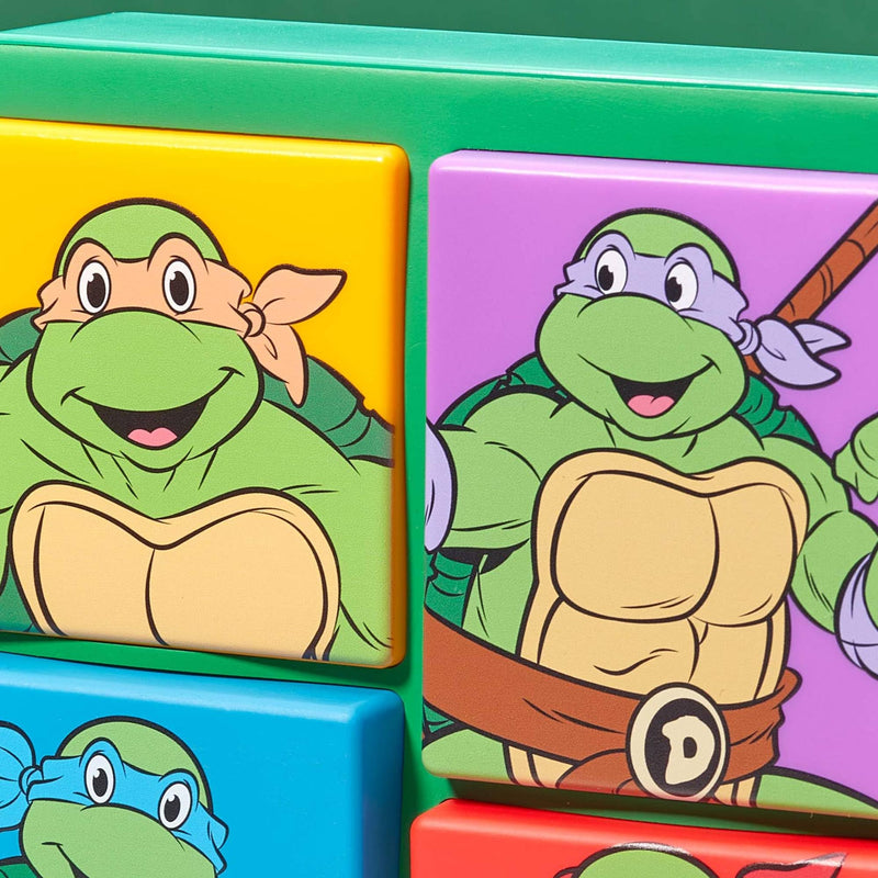 Official Teenage Mutant Ninja Turtles 3D Lamp, in display