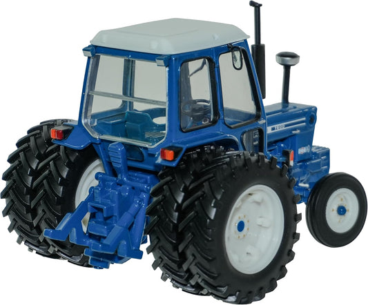 Britain's Ford 7600 Tractor with Dual Wheels 1:32 - Image 2